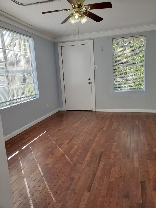 Bedroom 3 - 8 Fontainebleau Dr