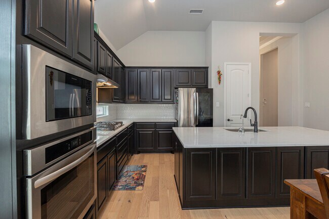 Building Photo - 6248 Mulberry Creek Ln