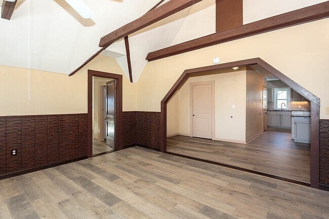 Building Photo - 45 Harvard St