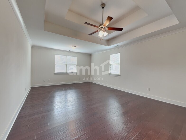 Building Photo - 1076 Adams Haven Bend