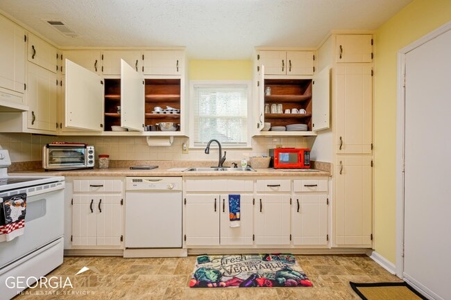 Building Photo - 9577 Winding Way Ln