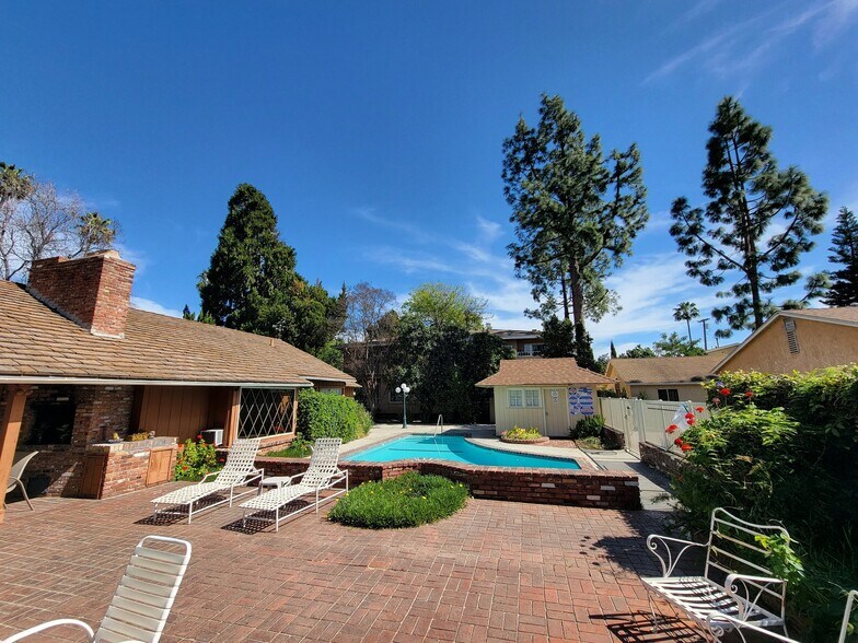 Building Photo - 13530 Leadwell St