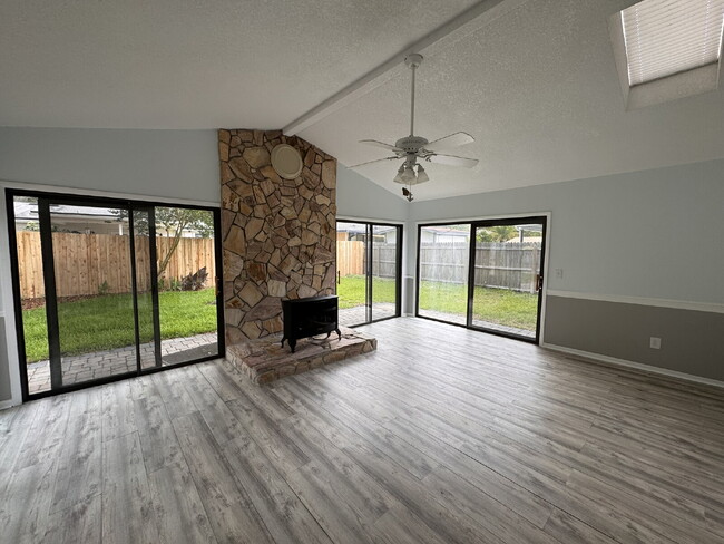 Building Photo - Updated Home with Spacious Backyard