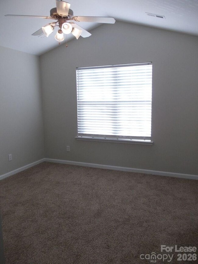 Building Photo - 8488 Chaceview Ct