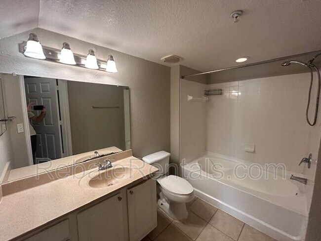 Building Photo - 10075 Gate Pkwy N