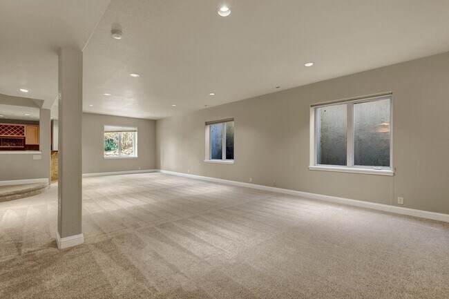 Building Photo - 2908 Glen Arbor Dr