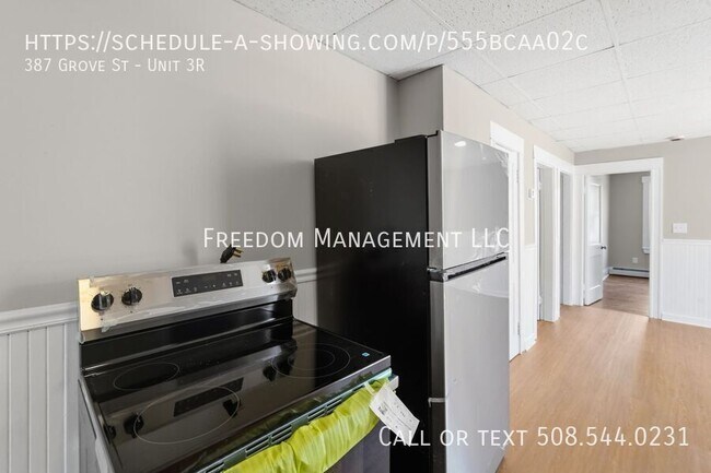 Building Photo - 387 Grove St