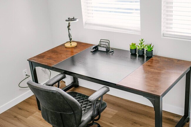 Building Photo - 3202 NW Division St