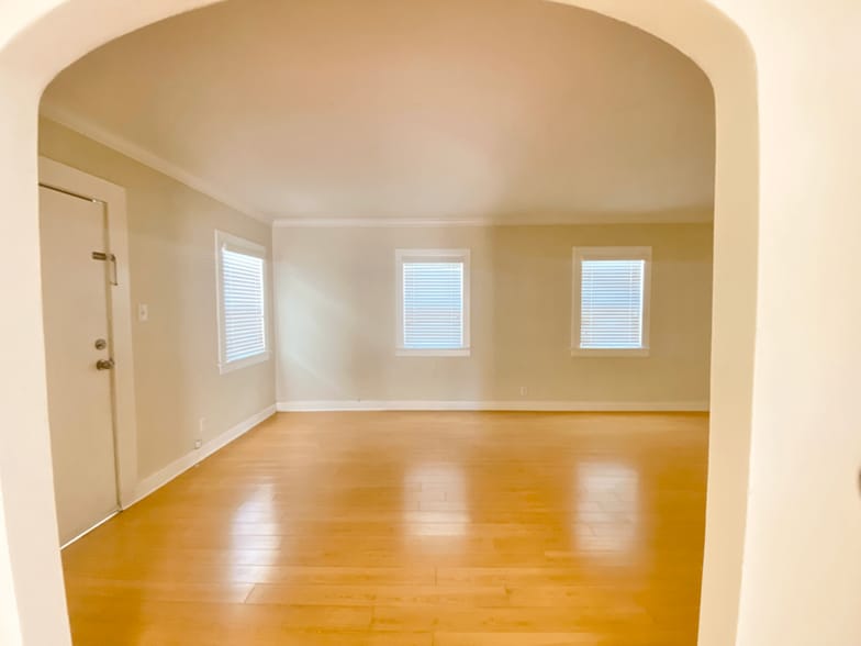 Building Photo - 1658 Colorado Blvd