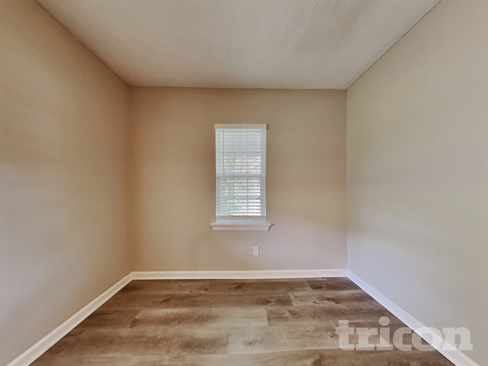 Building Photo - 2378 Iron Horse Dr