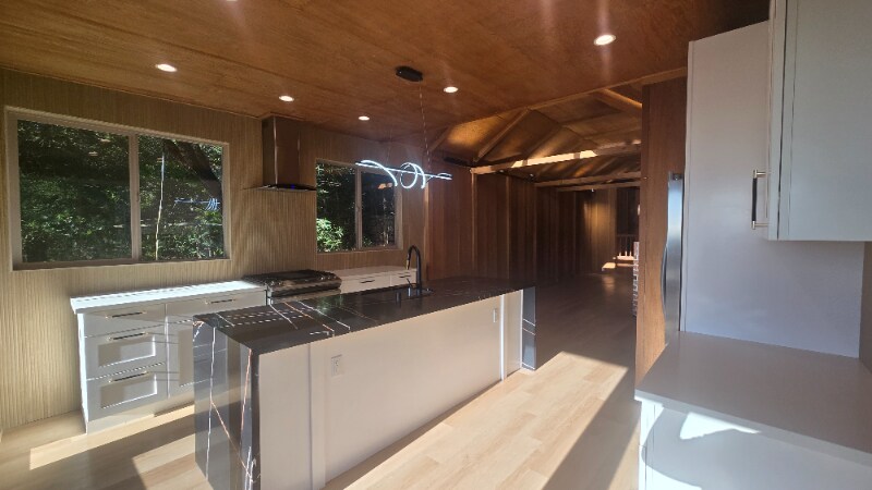 Building Photo - 2665-2665 Shasta Rd