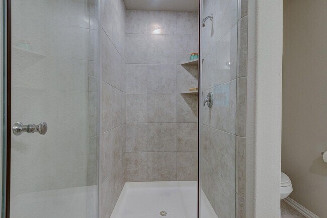 Building Photo - 29809 Woodsons Edge Way