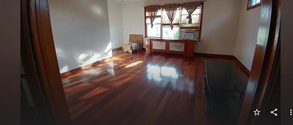 front bedroom - 6446 84th Pl