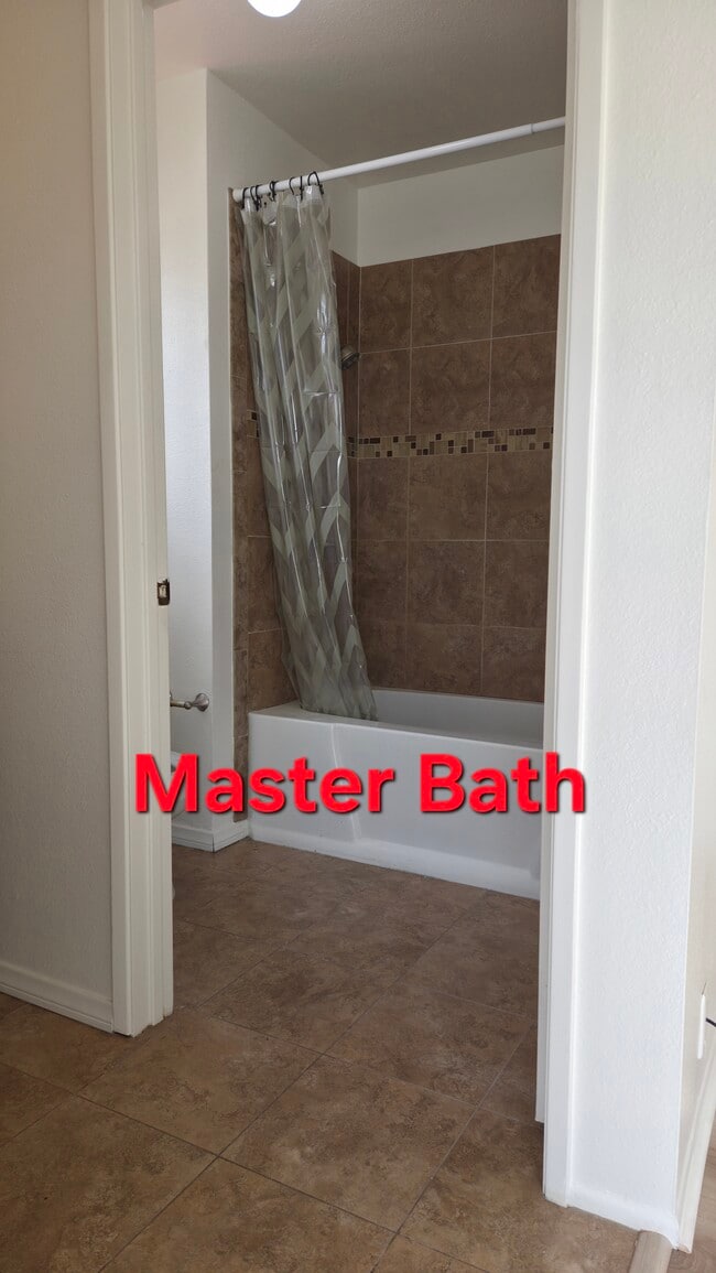 Building Photo - 33555 Date Palm Dr