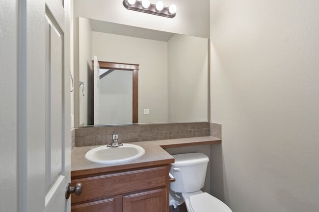Building Photo - Whitworth Duplex