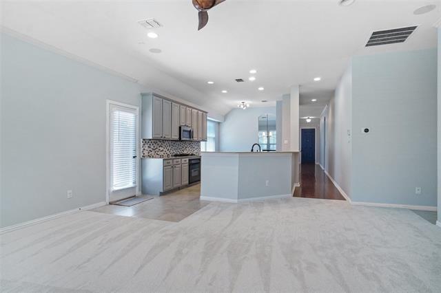 Building Photo - 5920 Pedernales Ridge