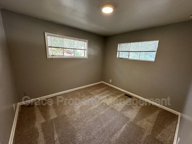 Building Photo - 9295 Ciancio St