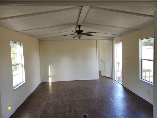 Building Photo - 658 Rices Creek Rd