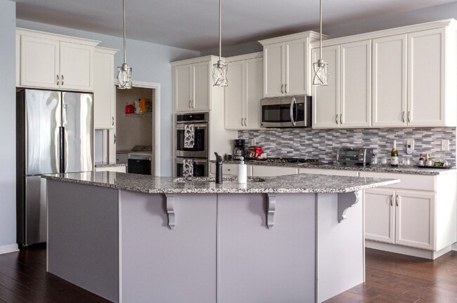 Building Photo - 2717 Van Cliburn Cir