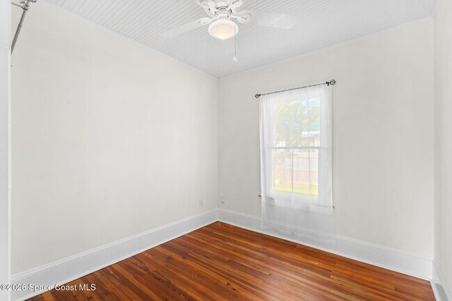 Building Photo - 1804 Tangerine St