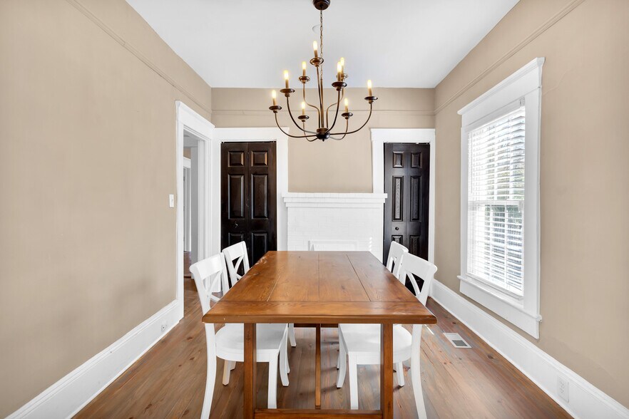 dining room - 1050 Tilden St NW