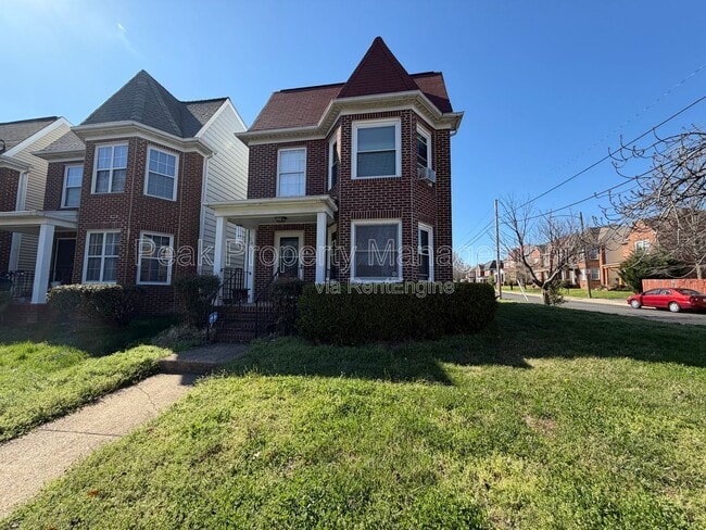 Building Photo - 500 Bethany Dr