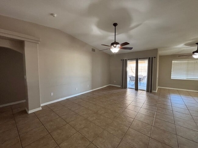 Building Photo - 3 Bedroom - 2 Bath Home