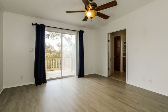 Building Photo - 7647 Navigator Ct