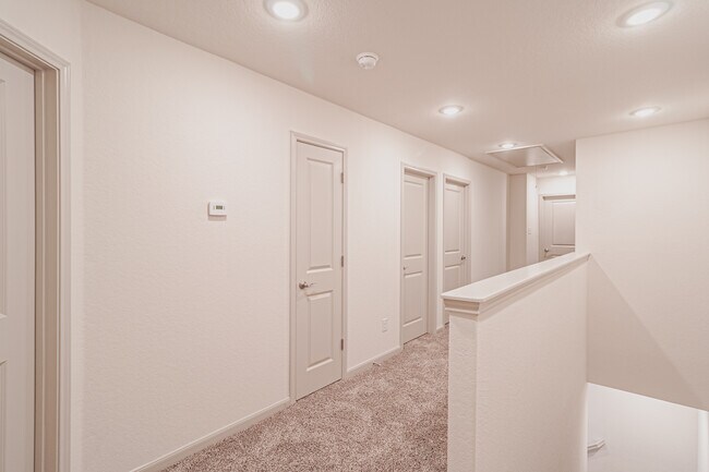 Building Photo - 7411 Gramercy Way