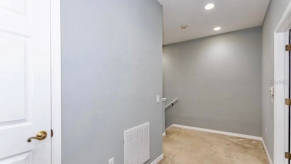 Building Photo - 5313 Terraza Ct