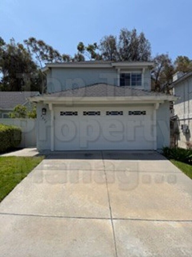 Building Photo - Beautiful 3 bed / 2.5 bath / 1,227 sqft House in Oceanside's Emerald Point