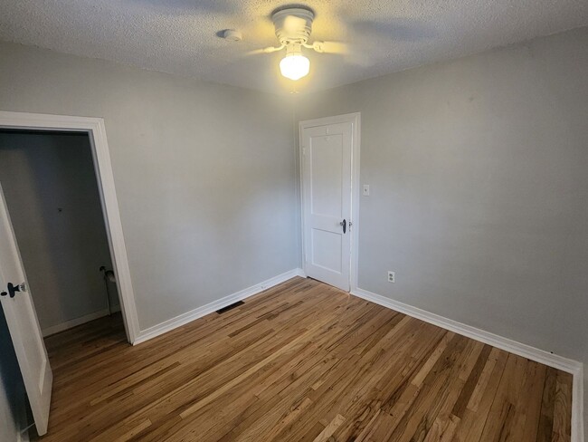 Building Photo - West Rapid 2 Bedroom, 1 Bath Home for Rent