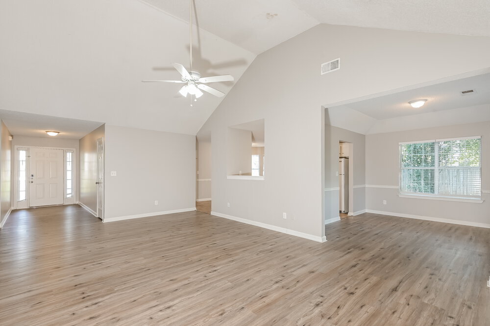 Building Photo - 85 Pompas Ct