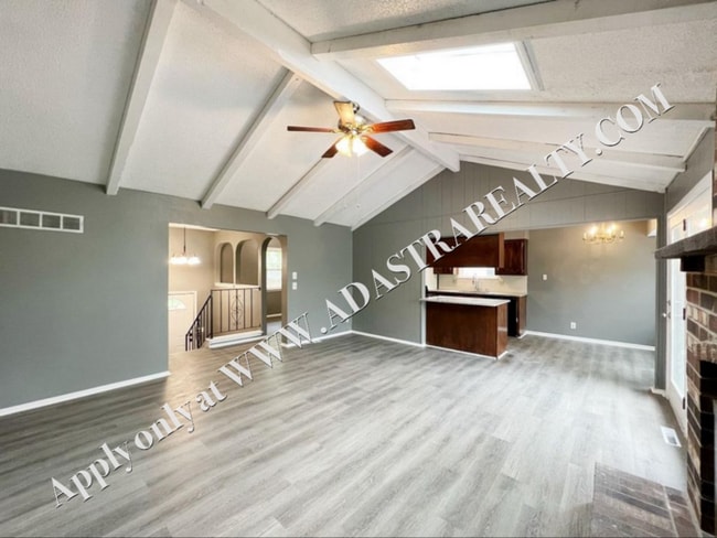 Building Photo - Cozy 4 Bedroom 3 Bath in Olathe-Coming SOON!!