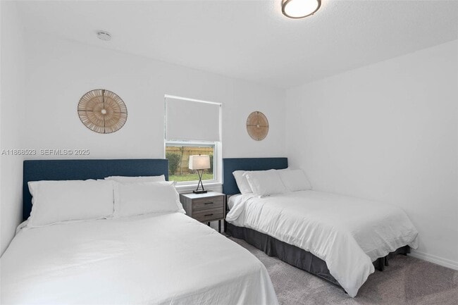 Building Photo - 4255 Wee St