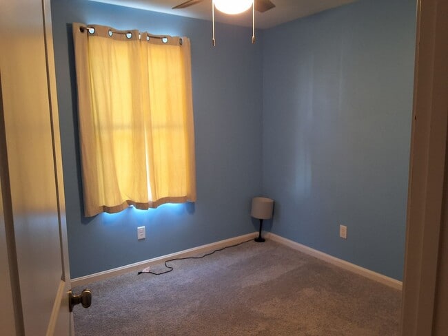 Building Photo - Cozy 3 Bed, 2 Bath House In Vine Grove, KY