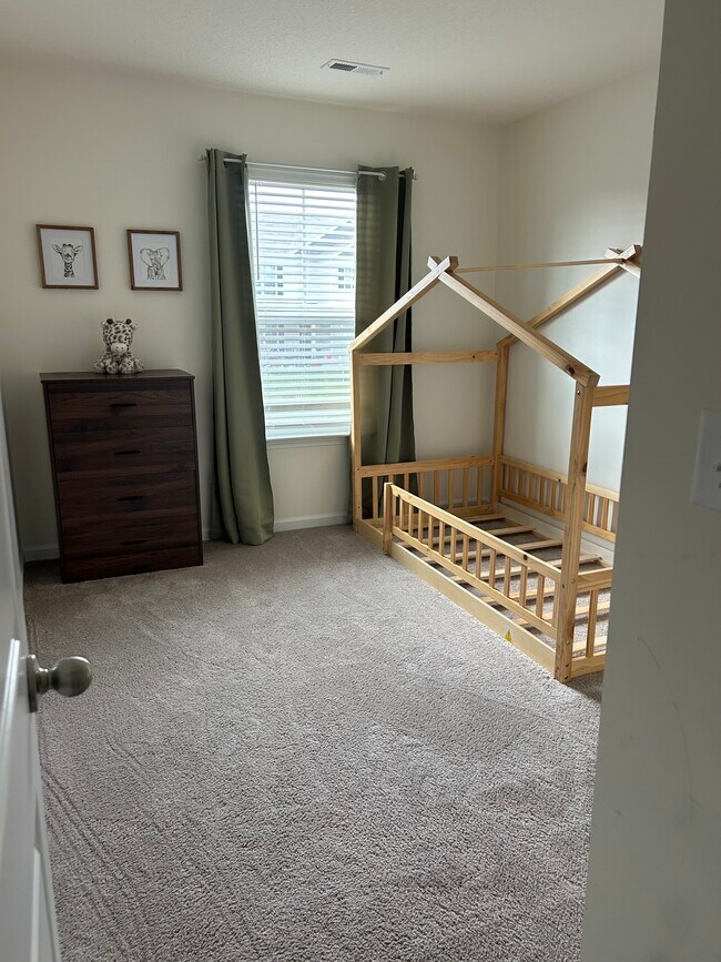 Building Photo - 9563 River Cane Rd