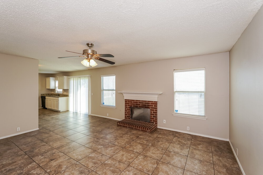 Building Photo - 7001 Baybridge Dr