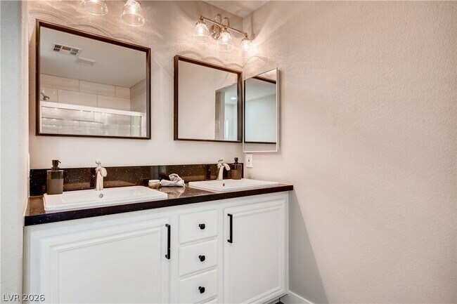 Building Photo - 8645 Palomino Ranch St
