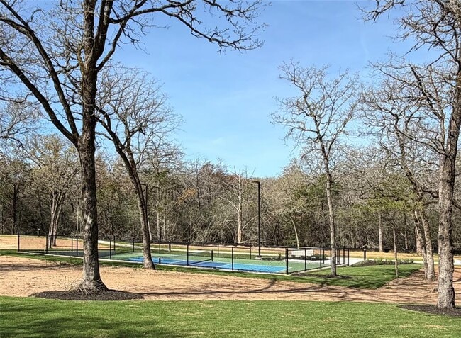 Building Photo - 202 Constanza Trl