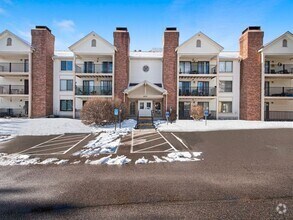 Building Photo - 2 Bedroom Condo in Aurora