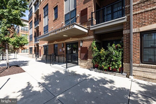 Building Photo - 2907 Bleeker St