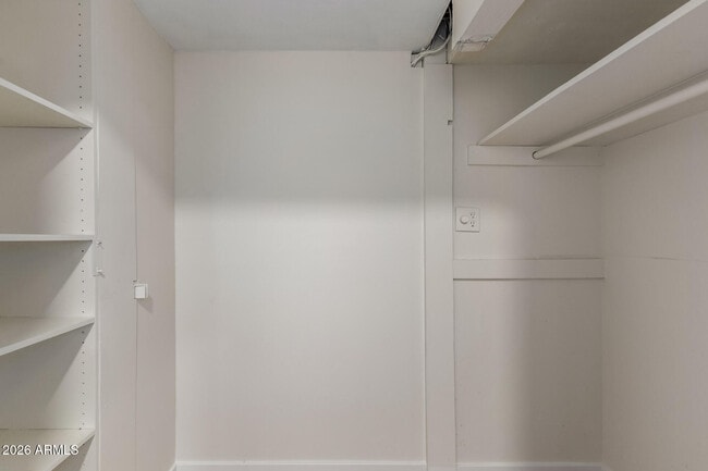 Building Photo - 2013 W San Juan Ave