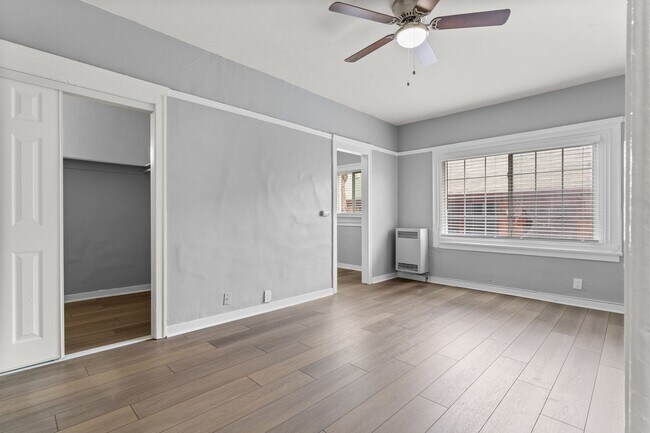 Primary Photo - 1424 Chestnut Ave