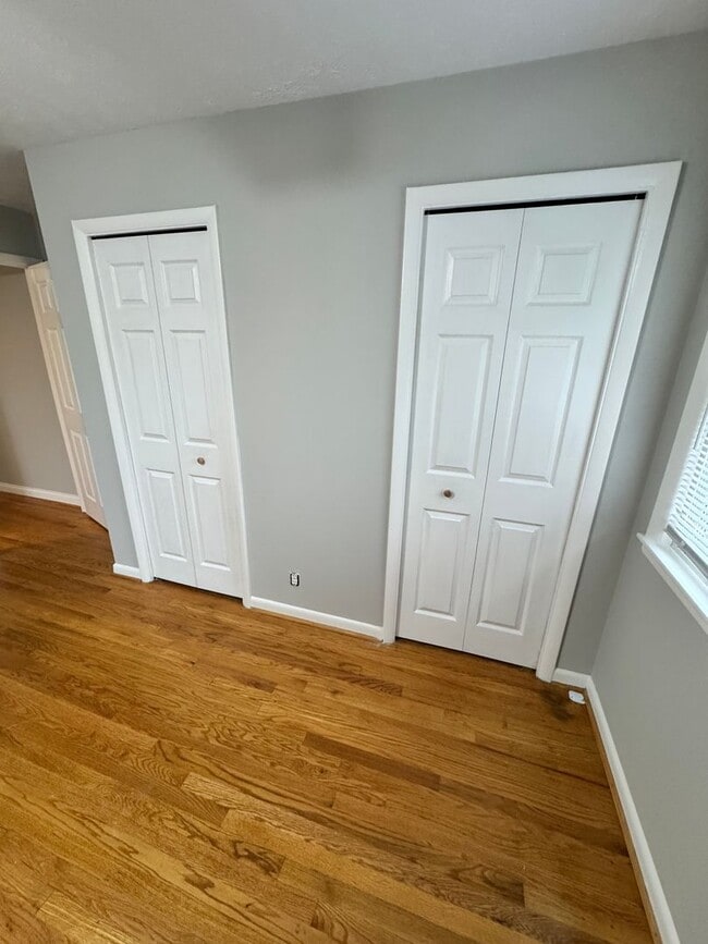 Building Photo - Spacious 4 Bedroom in Fern Creek