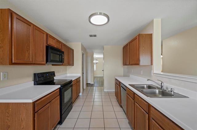 Building Photo - 2718 Lake Terrace Dr