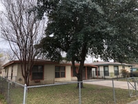 Building Photo - 246 Pletz