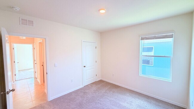 Building Photo - Brand New 3BR Home in Haines City | Washer & Dryer + HOA Community