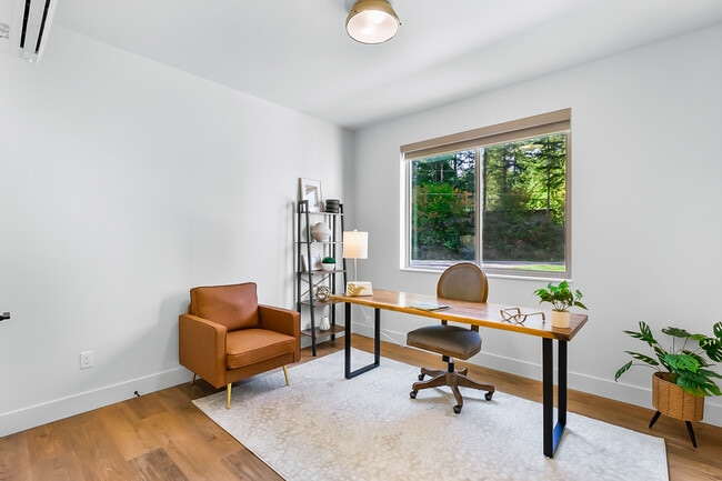 Building Photo - 32686 NE Big Rock Rd