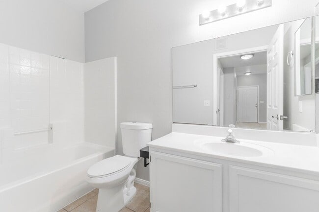 Building Photo - Stylish Summerlin Condo in Gated Red Bluffs — Resort Living at Its Best